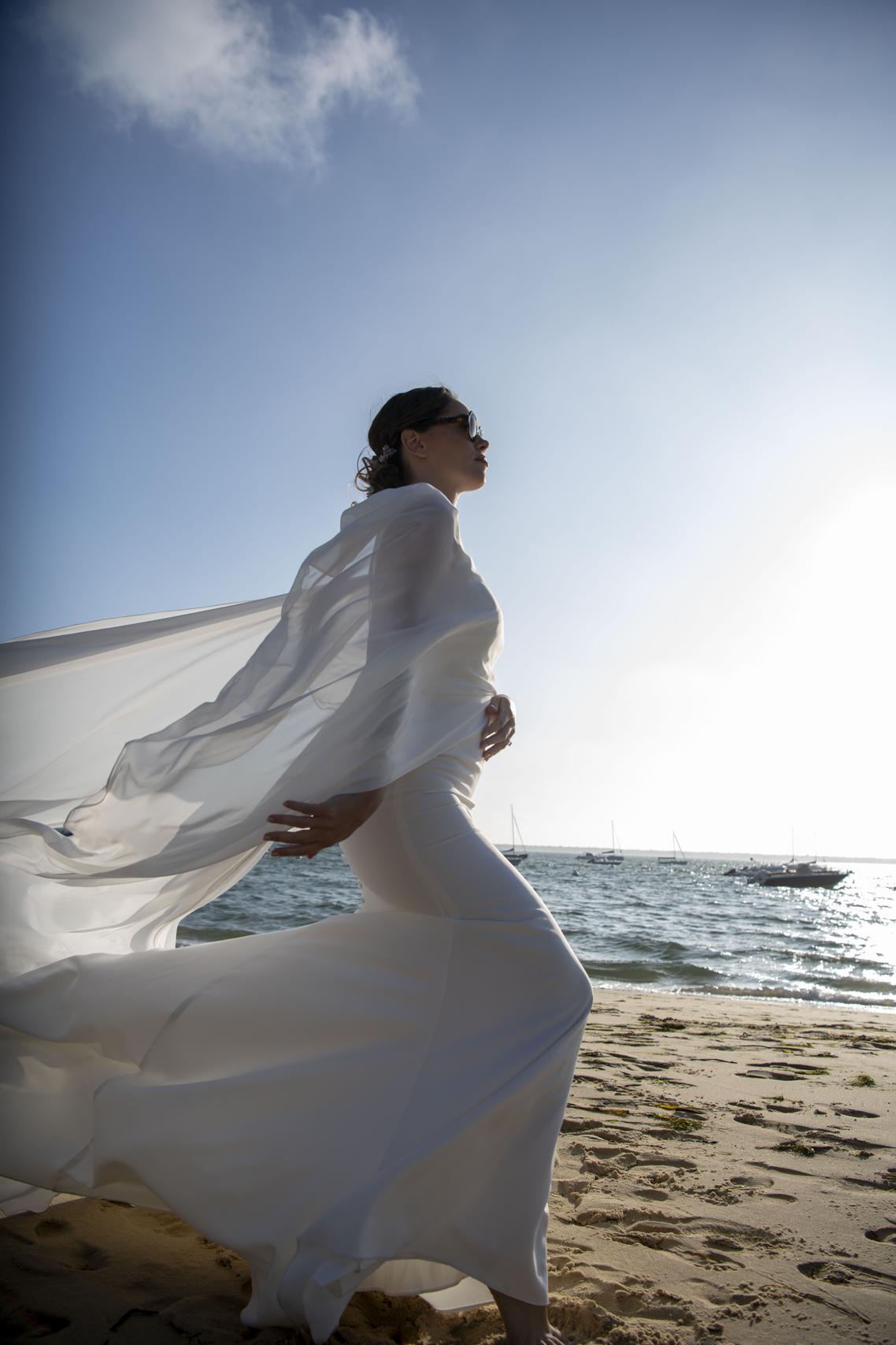 robe de mariee de plage fluide