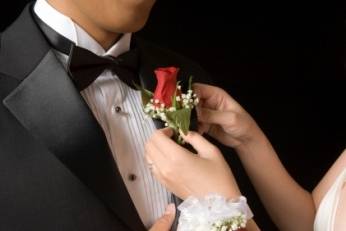 5 conseils pour choisir le costume de mariage