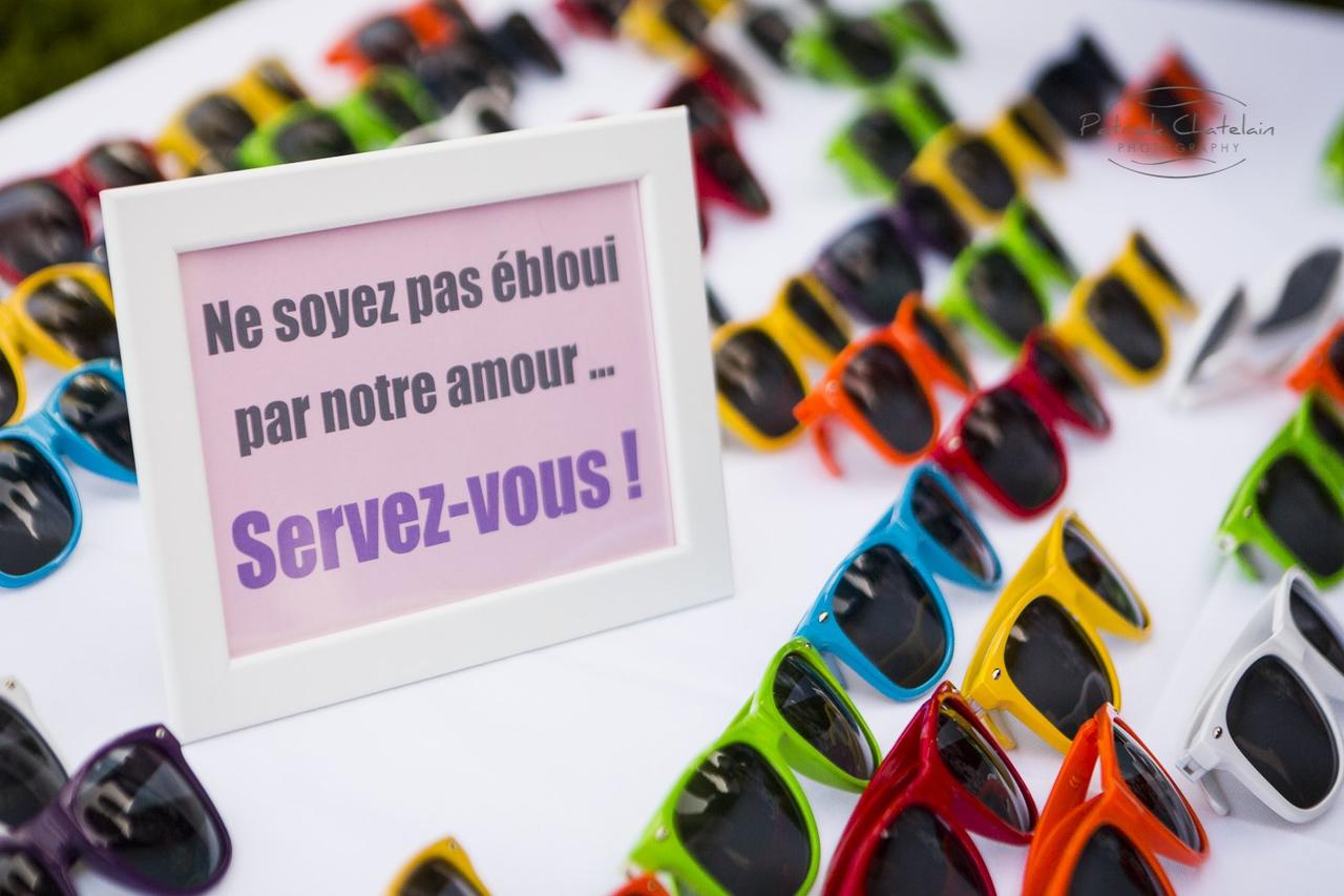 cadeaux originaux jour mariage invités lunettes de soleil