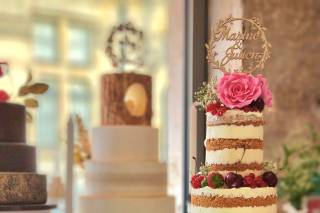 gateau naked cake inspiration mariage mocha mousse, couleur pantone 2025