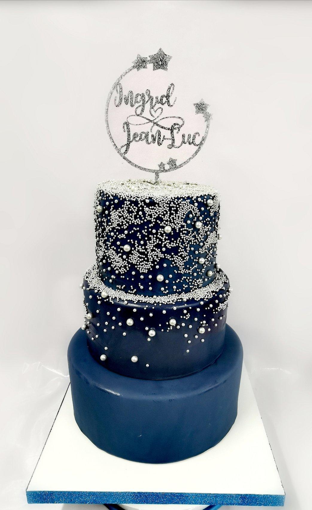 Familia Art's Cake