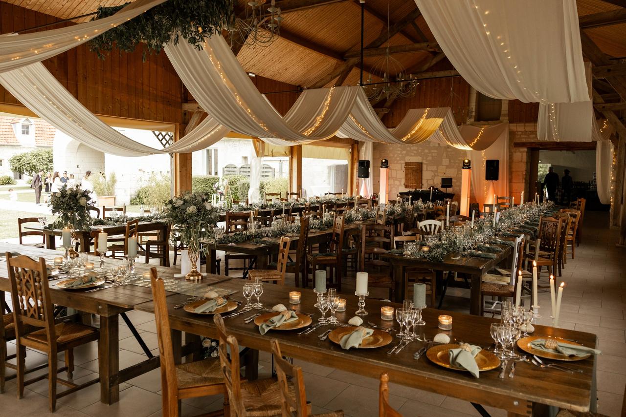 decoration  Voilages pour plafond de mariage champetre