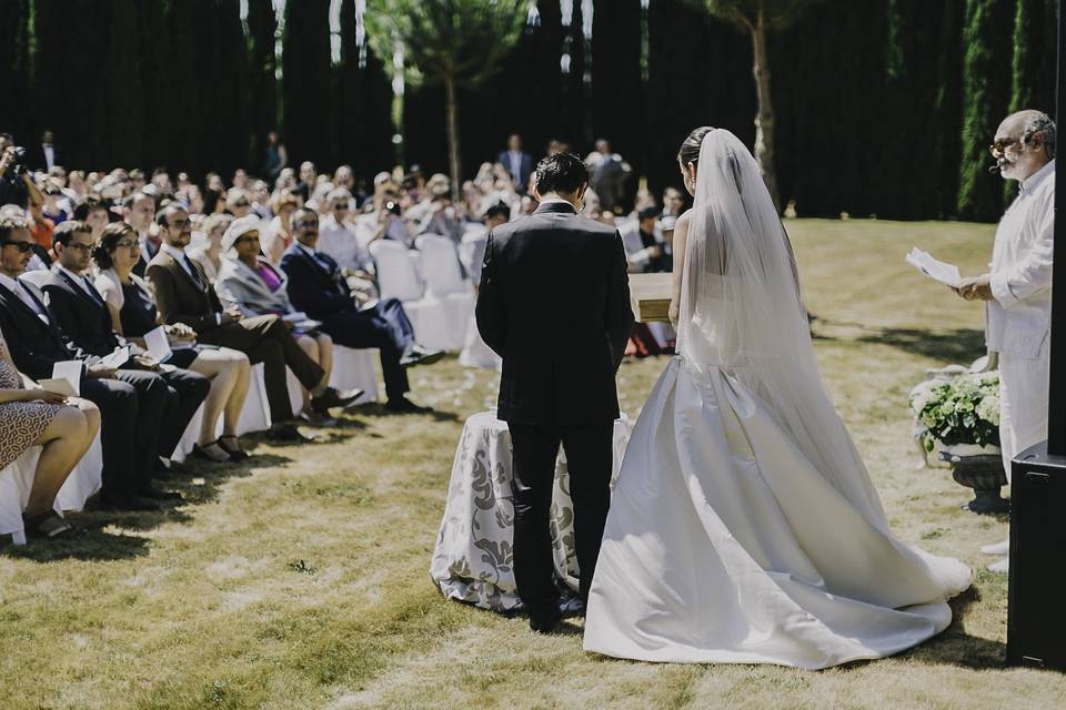 Comment rendre hommage à une personne disparue le jour de son mariage ?