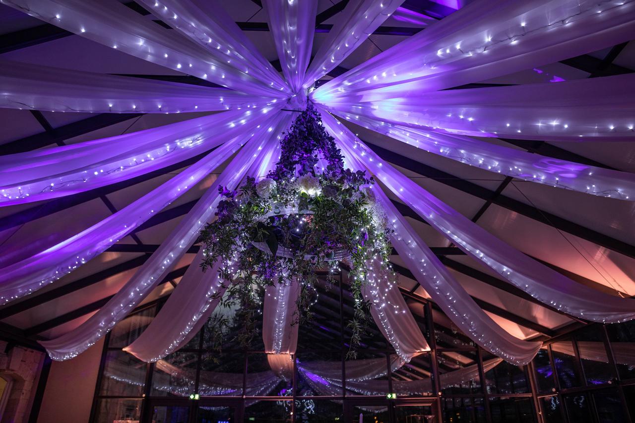 decoration  Voilages pour plafond de mariage en etoile