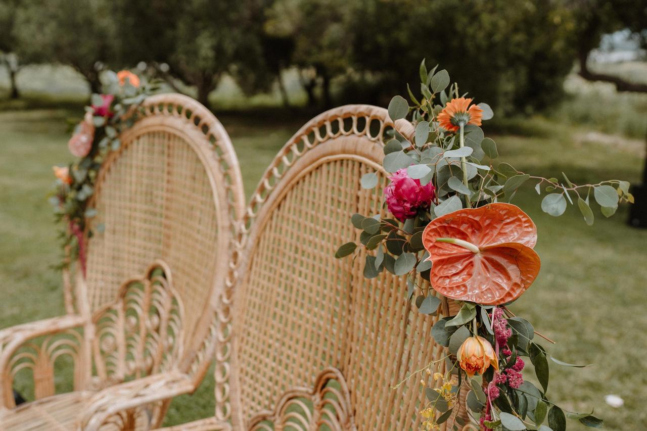 ceremonie mariage laique fauteuils maries