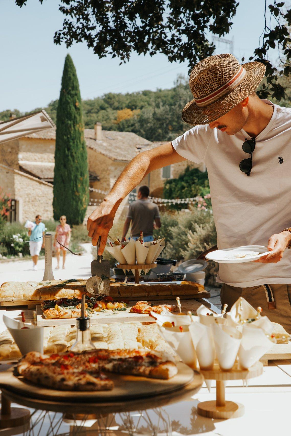 repas de mariage buffet décontracté