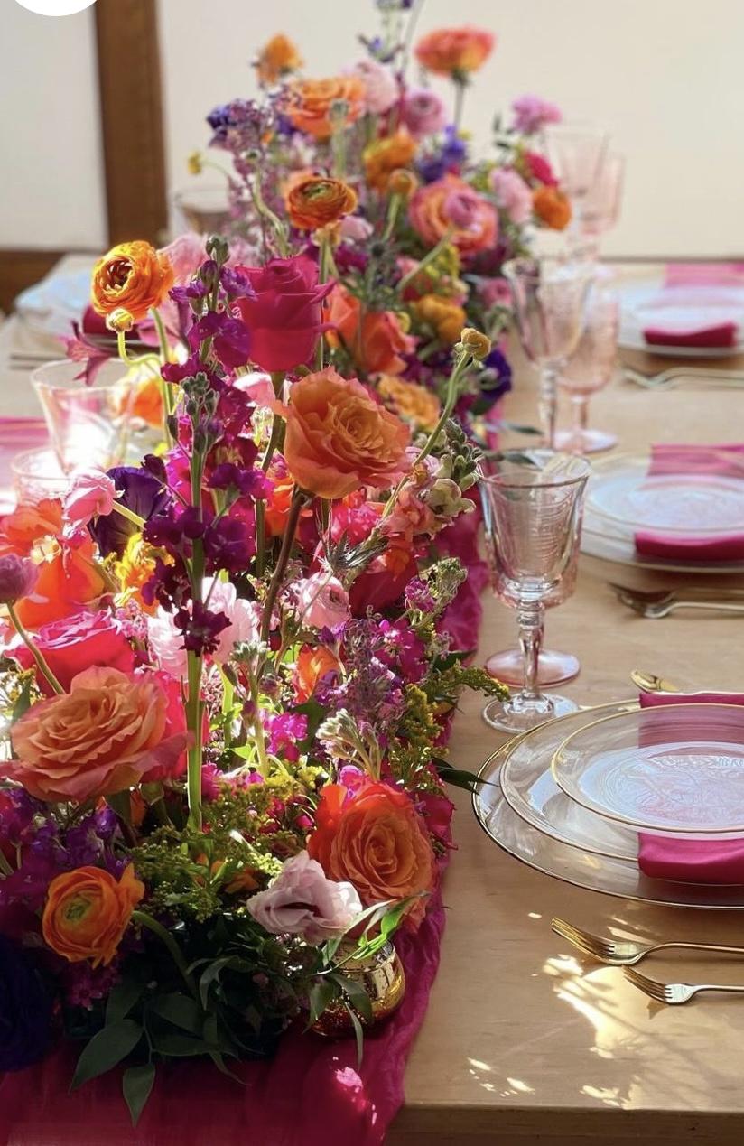 mariage thème coloré deco table fleurs