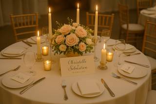 decoration table ronde mariage fleurs minimaliste