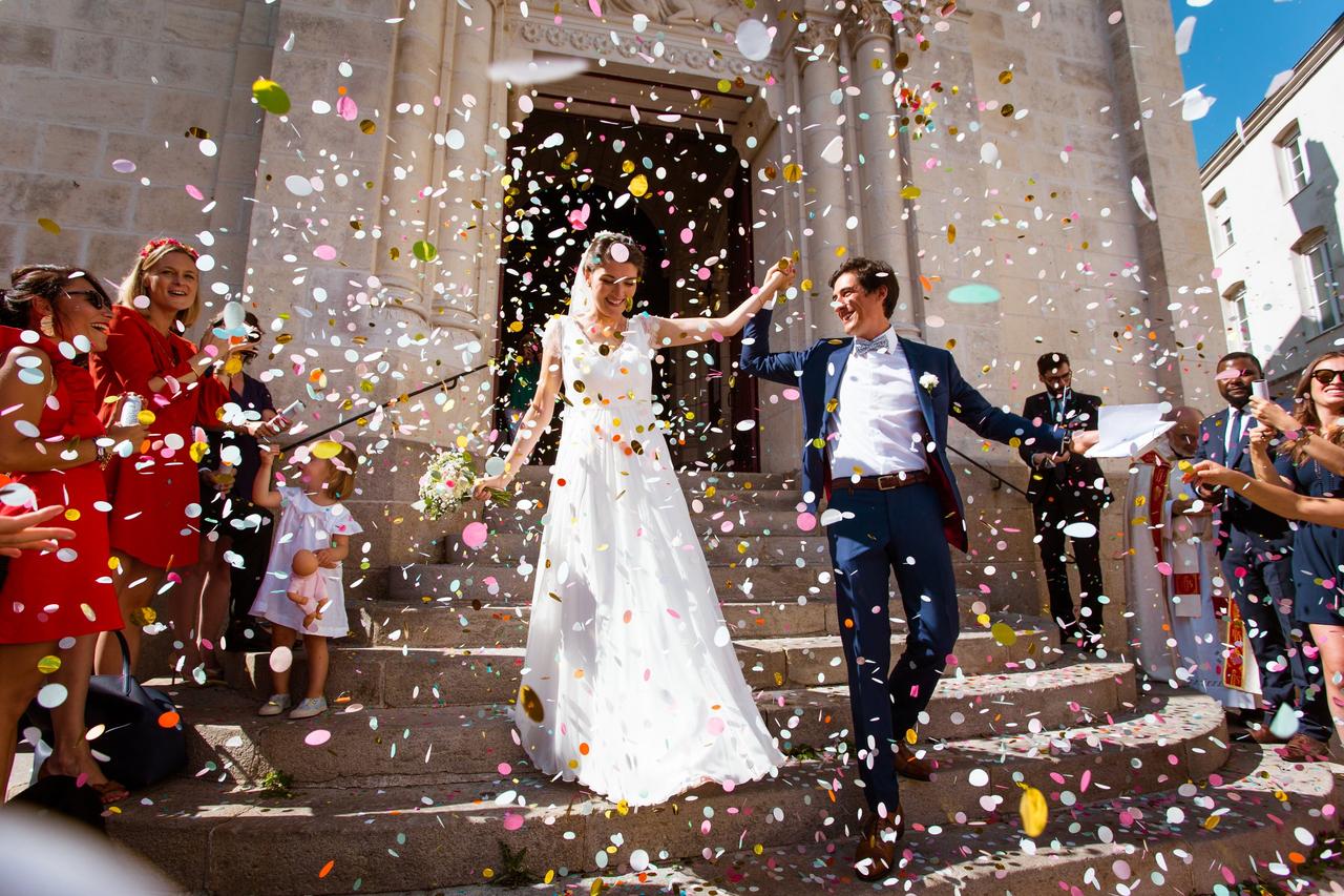 sortie de ceremonie confetti biodegradable