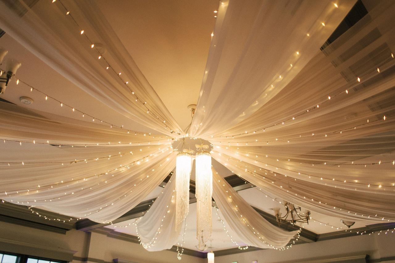 decoration  Voilages pour plafond de mariage avec led