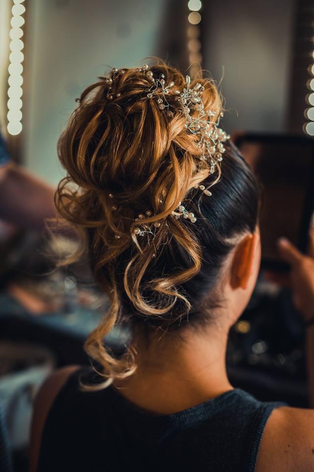 chignon coiffé décoiffé mariage