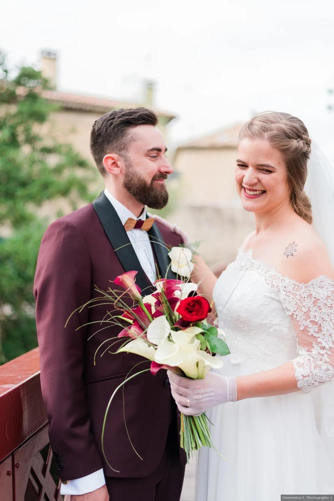 smoking de mariage couleur lie de vin