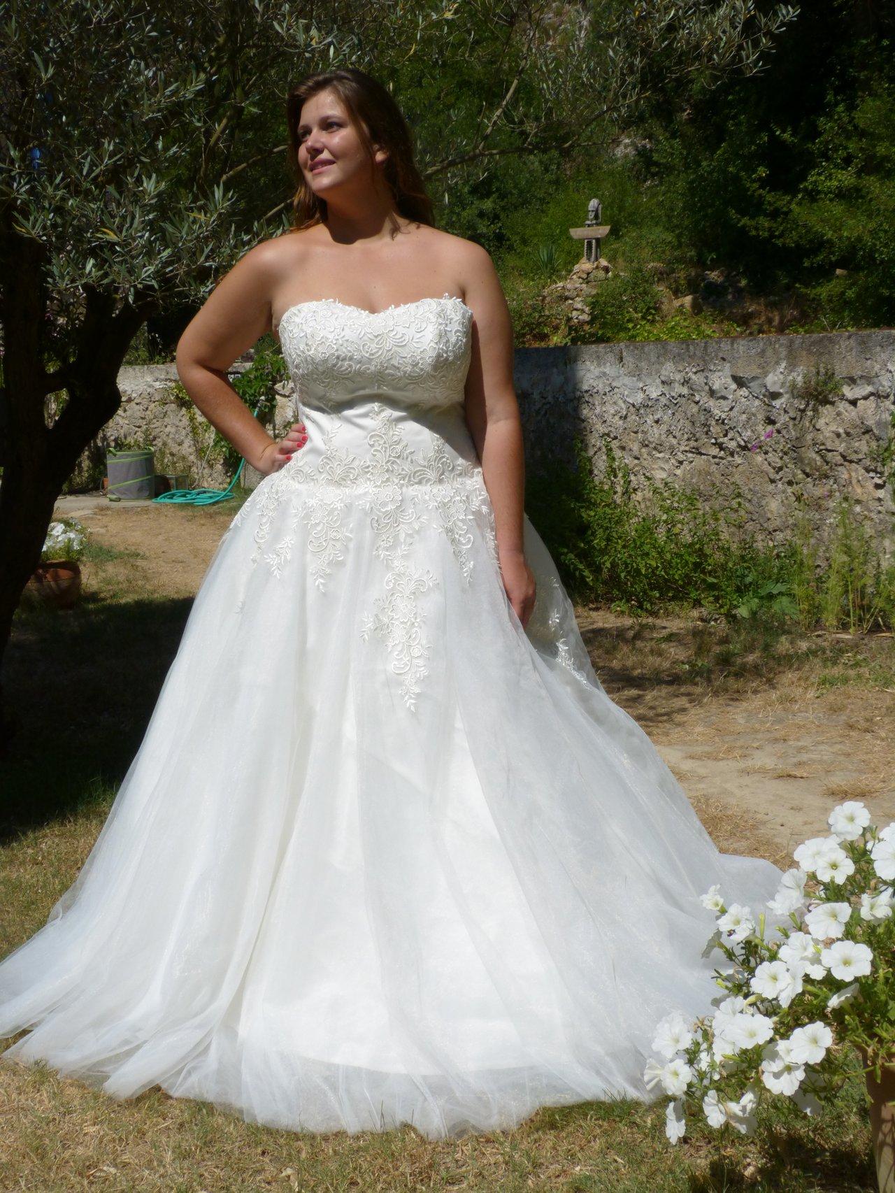 robe de mariée princesse femme ronde grande taille