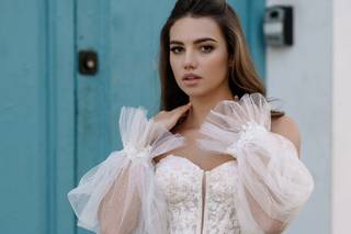 robe de mariée fleurie manches evasees