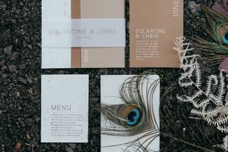 invitation de mariage inspiration mariage mocha mousse, couleur pantone 2025