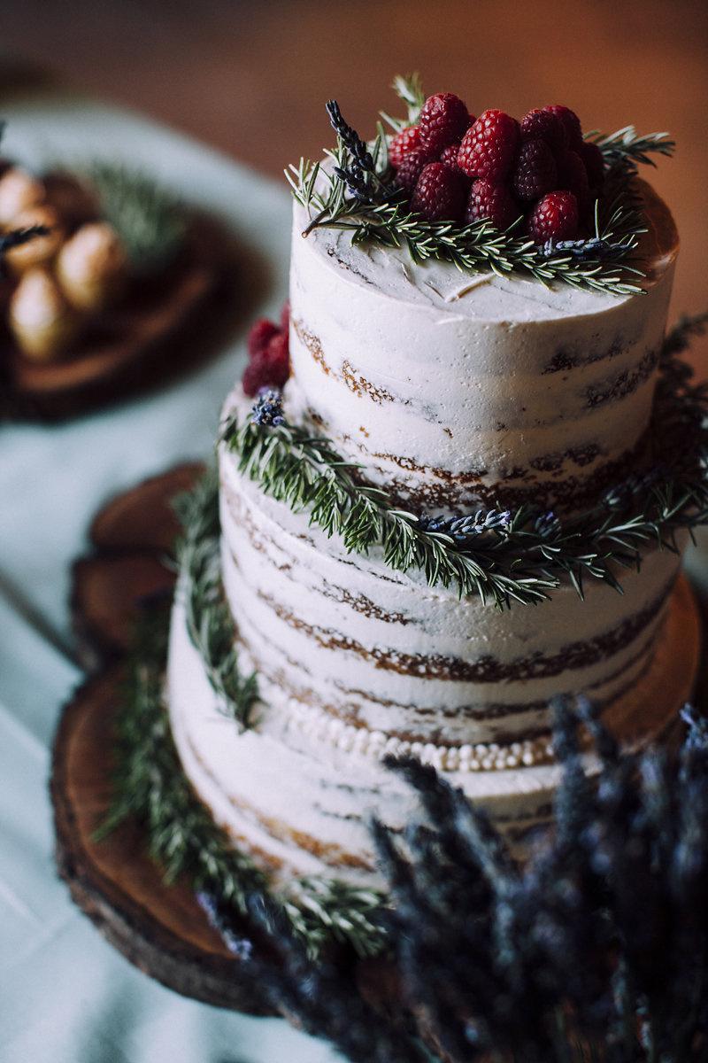 gateau de mariage romarin