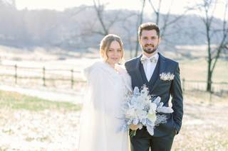 cape blanche pour mariée d'hiver