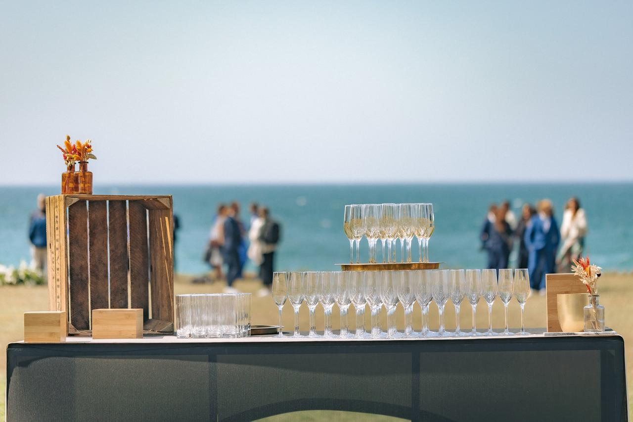 mariage theme mer lieux plage table champagne