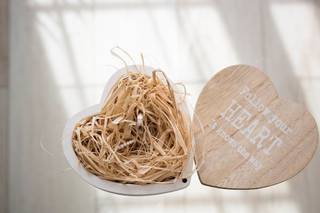 porte alliances original mariage coeur bois chamoetre