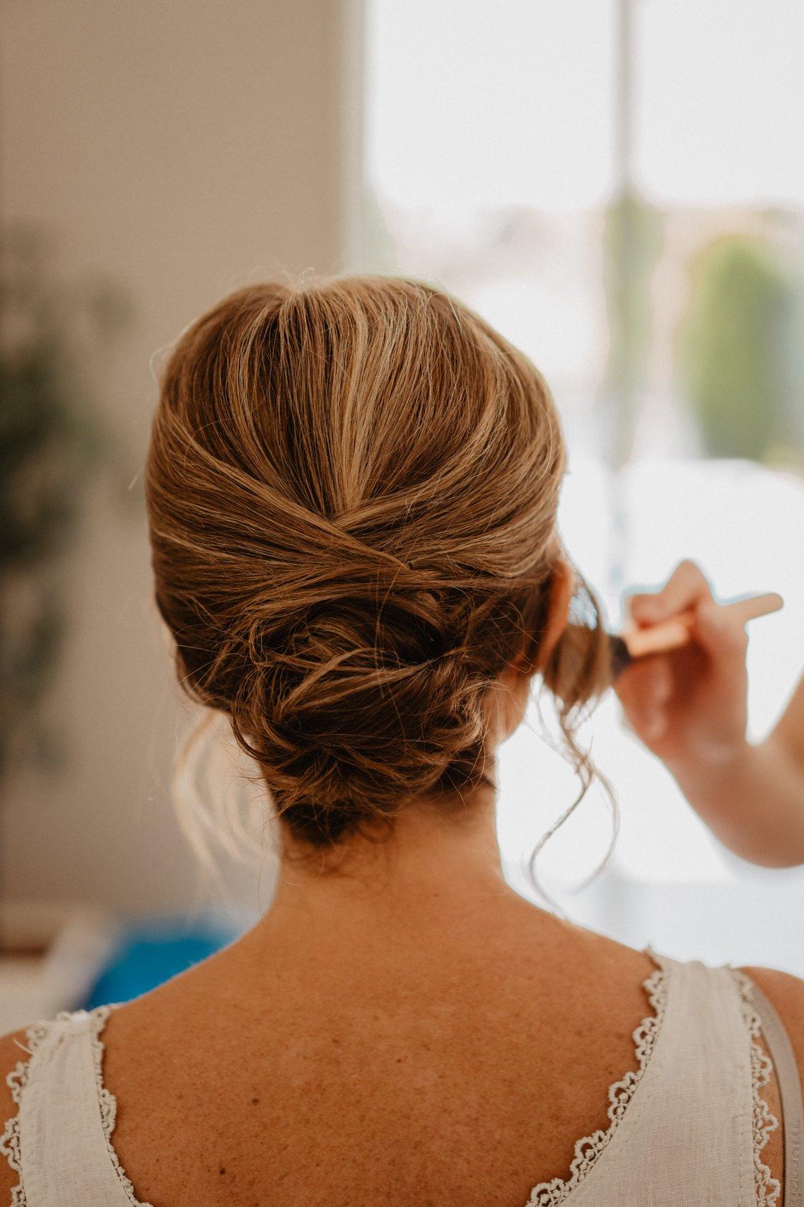 Chignon flou pour mariage : 55 idées parfaites pour le jour J