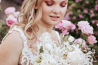 Coiffure mariage cheveux bouclés