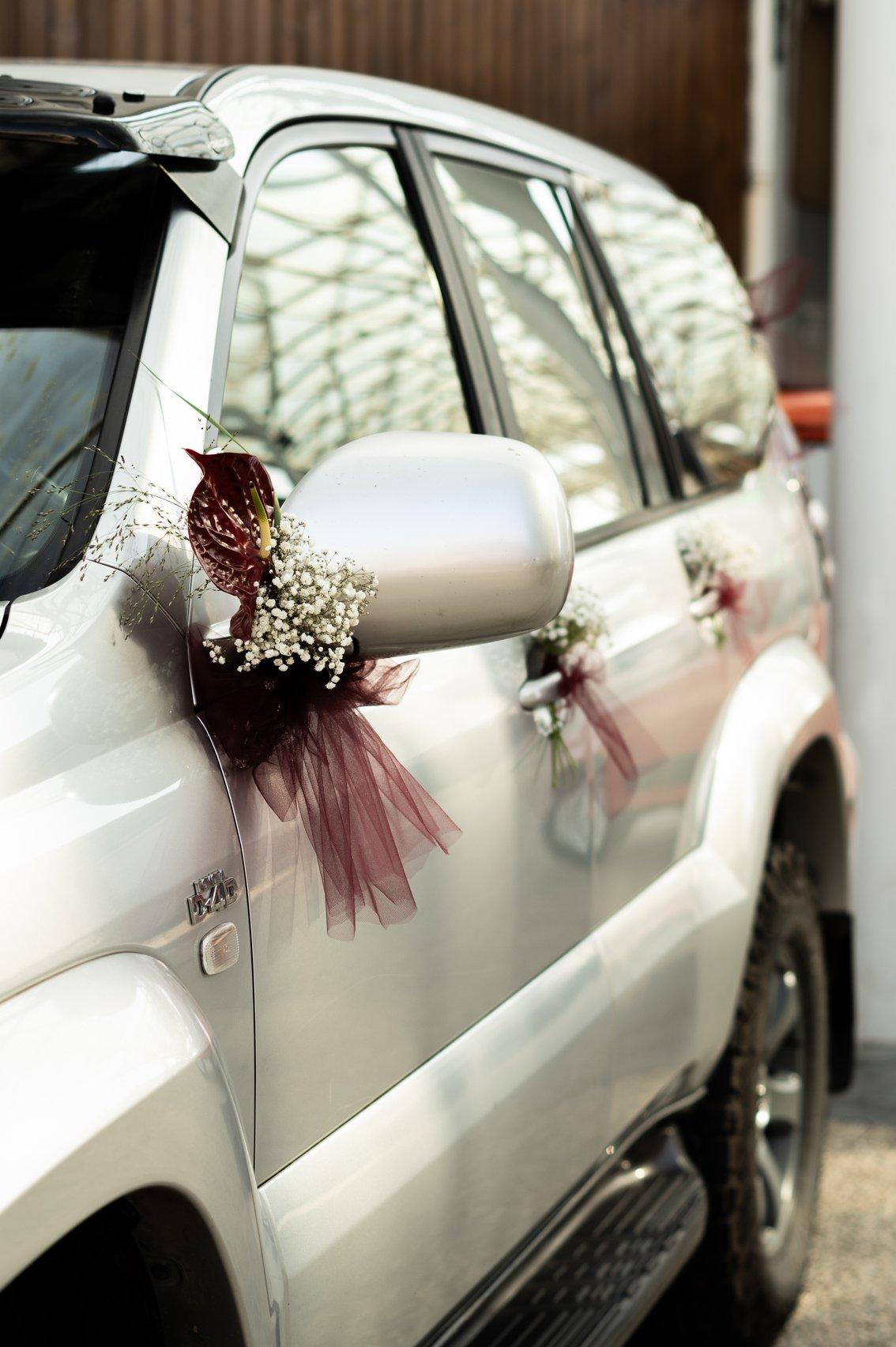 decoration mariage pour voiture