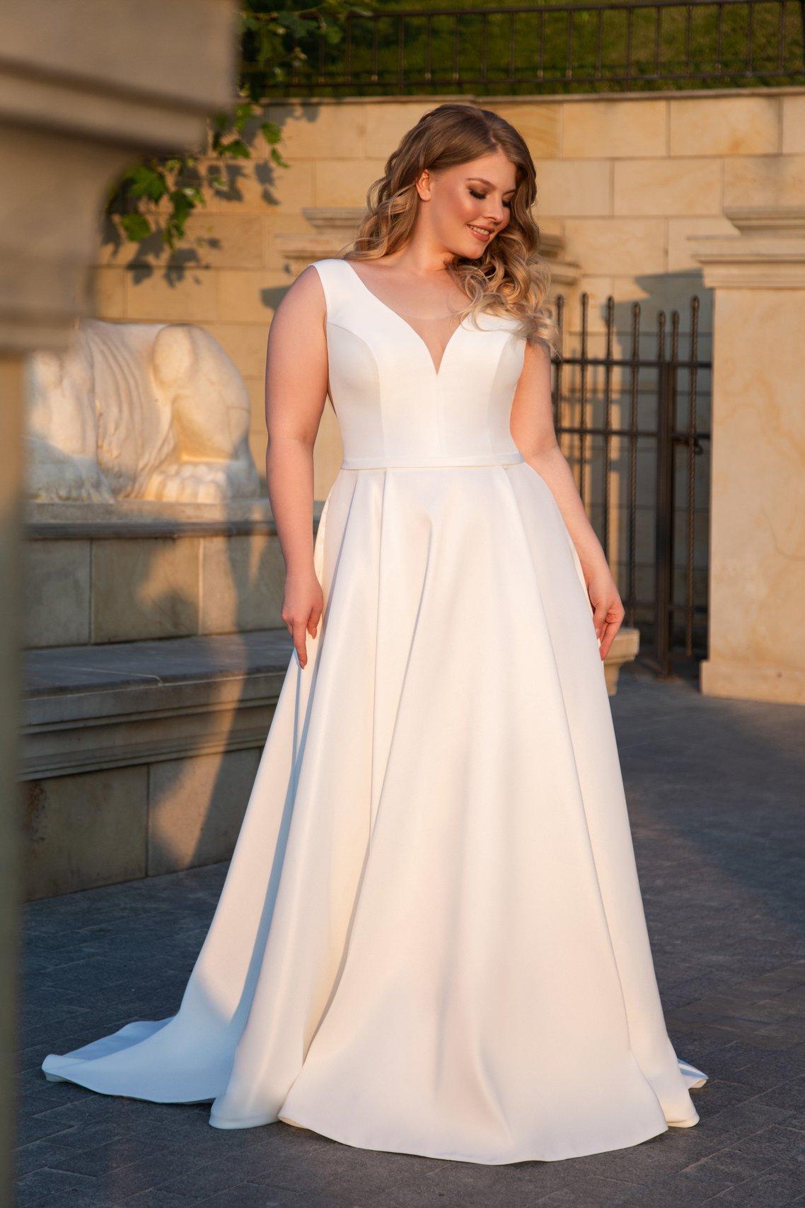 robe de mariée a-line femme ronde grande taille