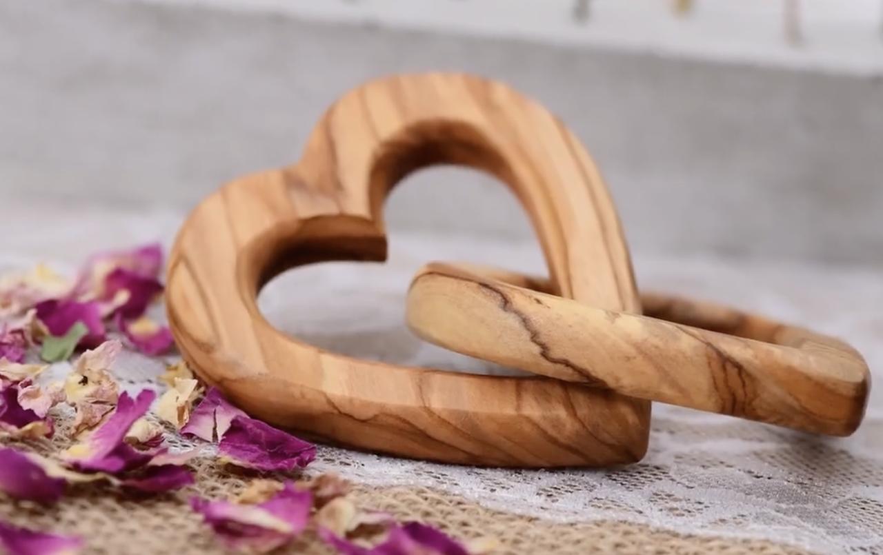coeur en bois cadeau noces de bois