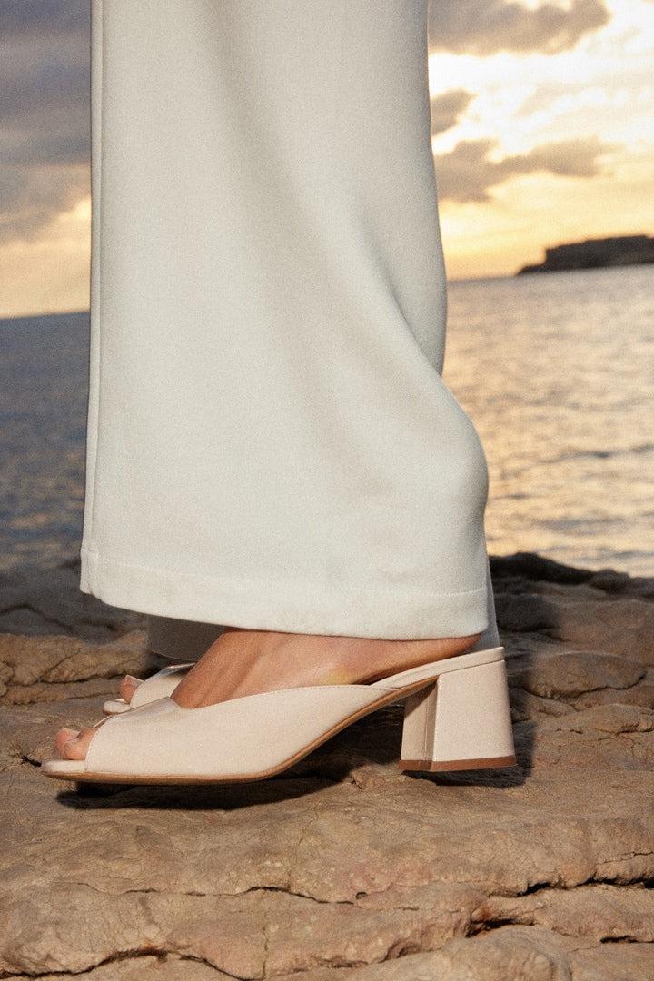chaussures de mariée à petit talon carré