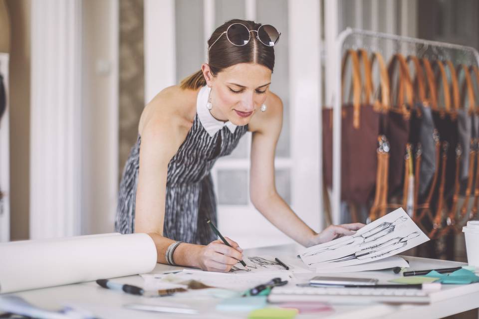 Invitée de mariage : ces 5 erreurs mode ruineront votre look selon les stylistes