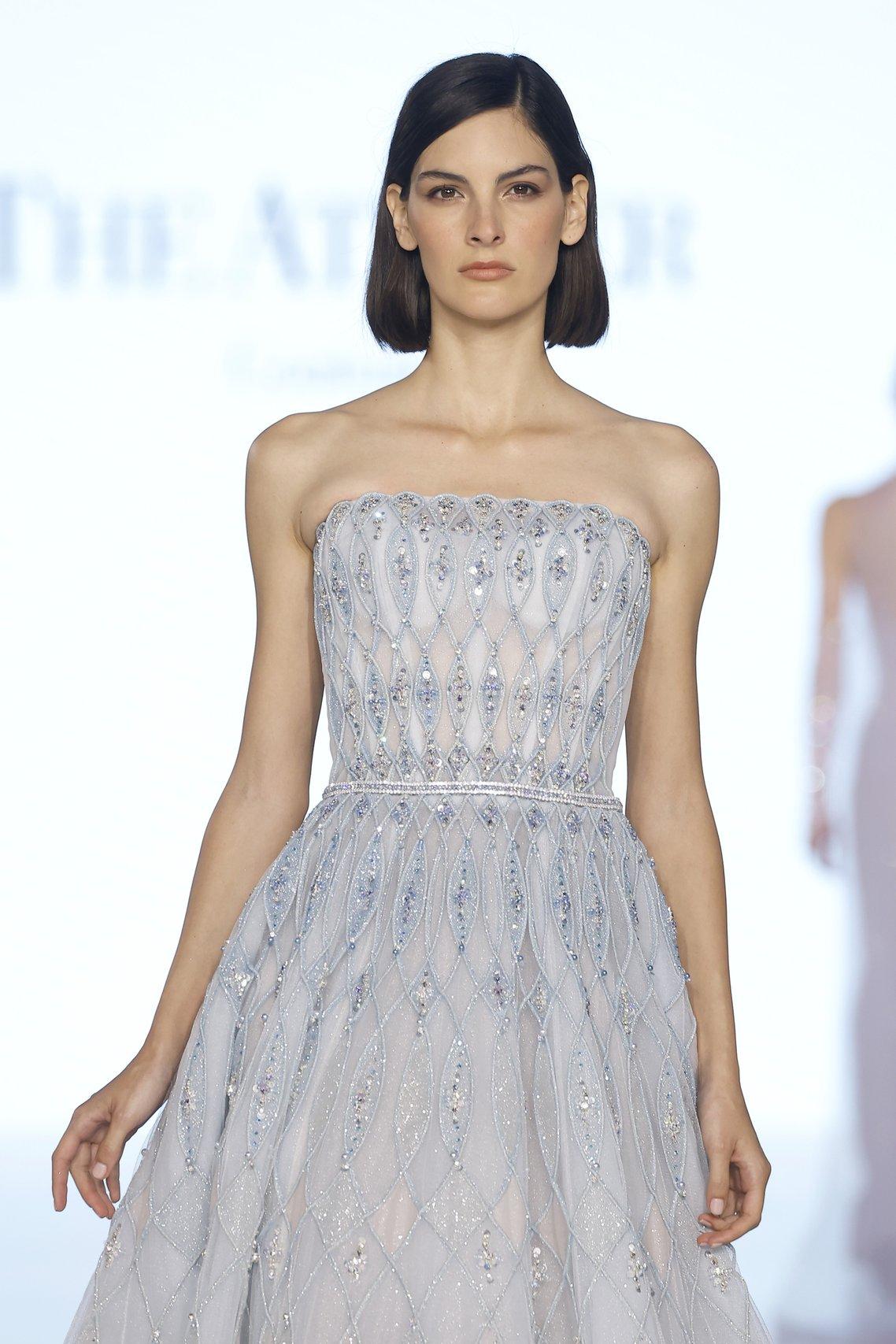 tenue invitee mariage couleur tendance robe bustier