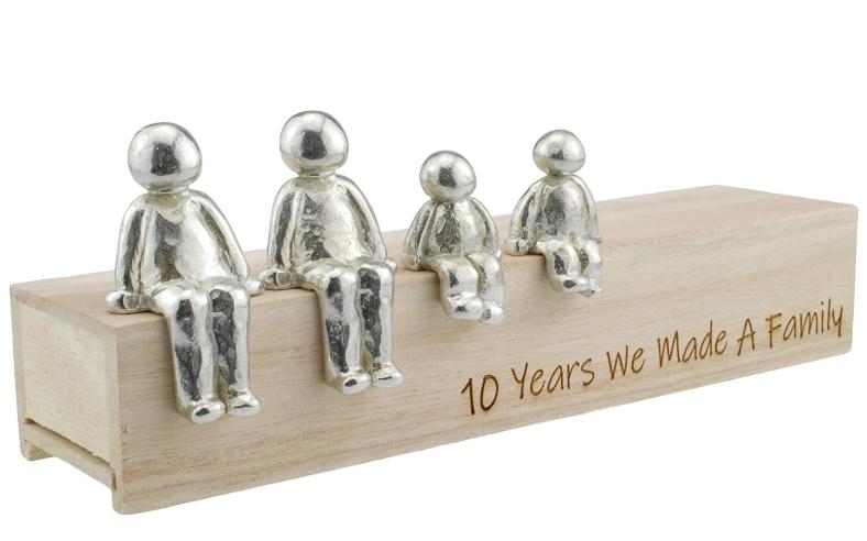 cadeau 10 ans mariage noces d'étain, pirantin, petite famille en etain