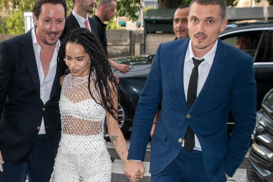 Zoë Kravitz et Karl Glusman : leur union intime et entre stars à Paris