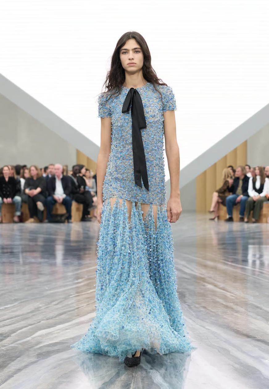 robe invitee mariage 2026 bleu dior