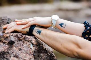 tatouage couple complementaire triangle inverse
