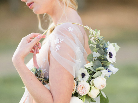 Flower hoop ou bouquet cerceau, l'accessoire de mariée qui sort du lot !