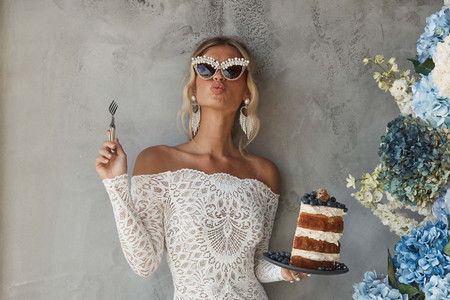 Grace Loves Lace 2022 : la robe de mariée fourreau dans tous ses états dans la collection Coco Loco