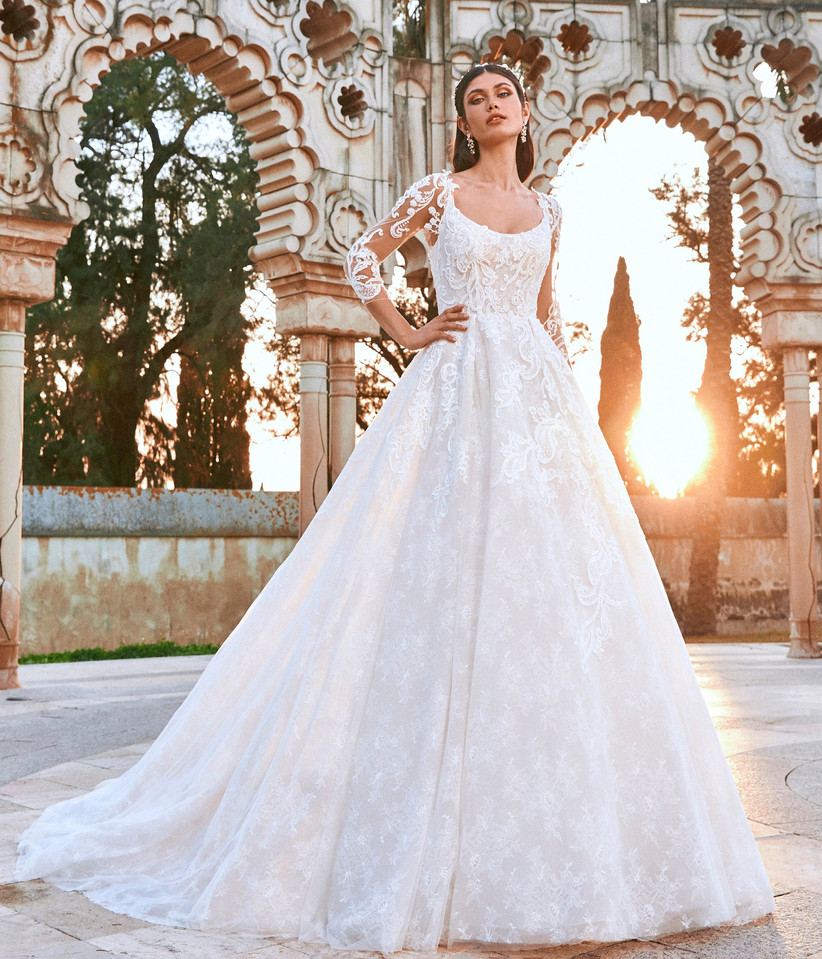 pronovias 2022 collection