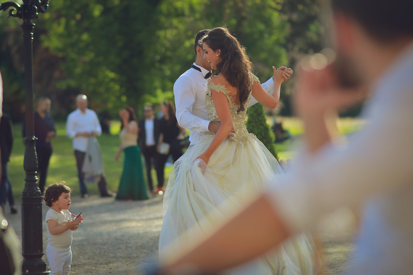 porte jarretelle mariage tradition