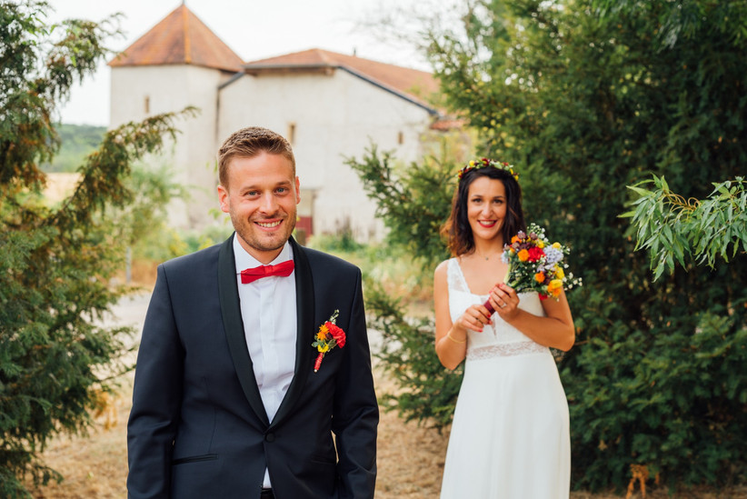 robe et costume de mariage assorti