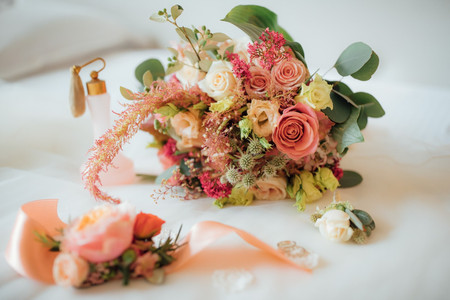 40 bouquets pastel : un maximum de douceur pour votre look de mariée