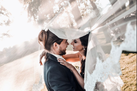 10 coupes de cheveux unisexes pour mariage