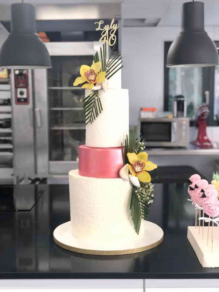 Wedding Cakes Exotiques Pour Un Mariage Haut En Couleurs