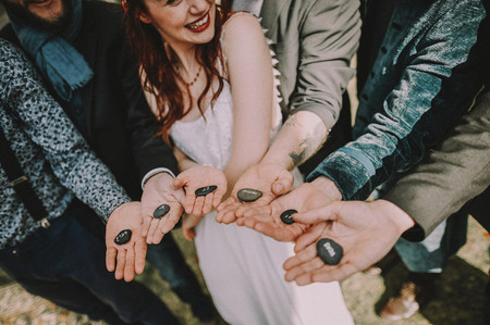 Déco sur cailloux : 5 idées simples et DIY pour votre mariage