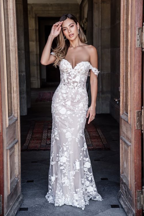 A1112, Allure Bridals