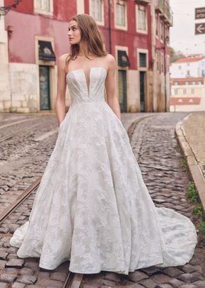 Amber, Maggie Sottero