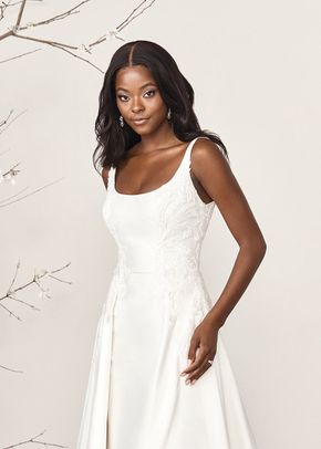 44387, Sincerity Bridal