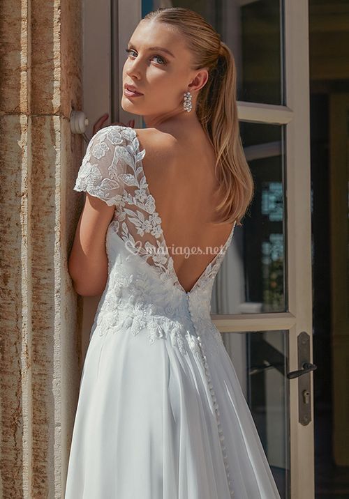 44460, Sincerity Bridal