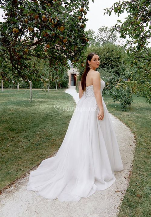 44490, Sincerity Bridal