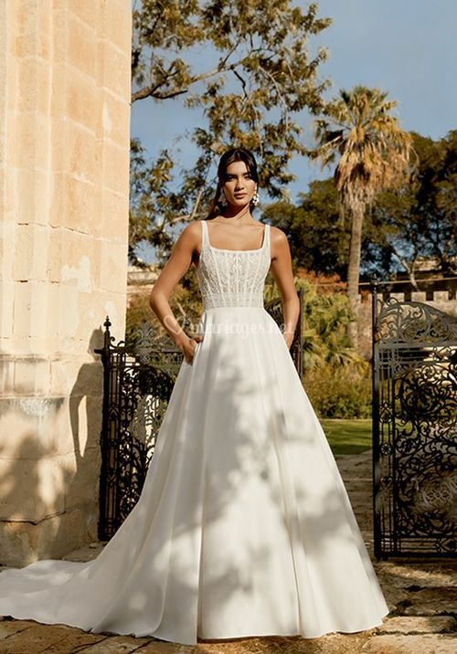 44493, Sincerity Bridal